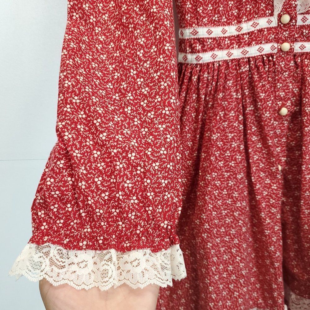 Girls Christmas Dress Handmade Mistletoe Holiday Vintage Cottagecore Size 4-5 - Picture 12 of 13